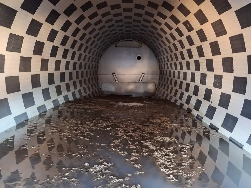 Interior view of a dewatering unit